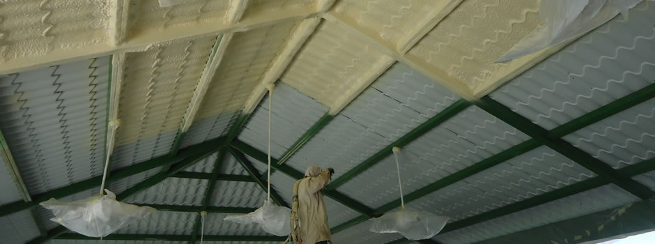 ▷ Espuma de poliuretano proyectado para paredes, techos y cubiertas